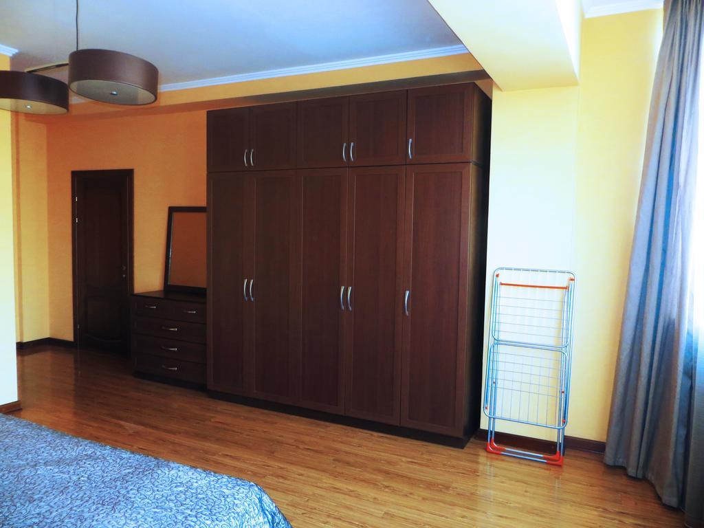 Bishkek House Apartament Luaran gambar