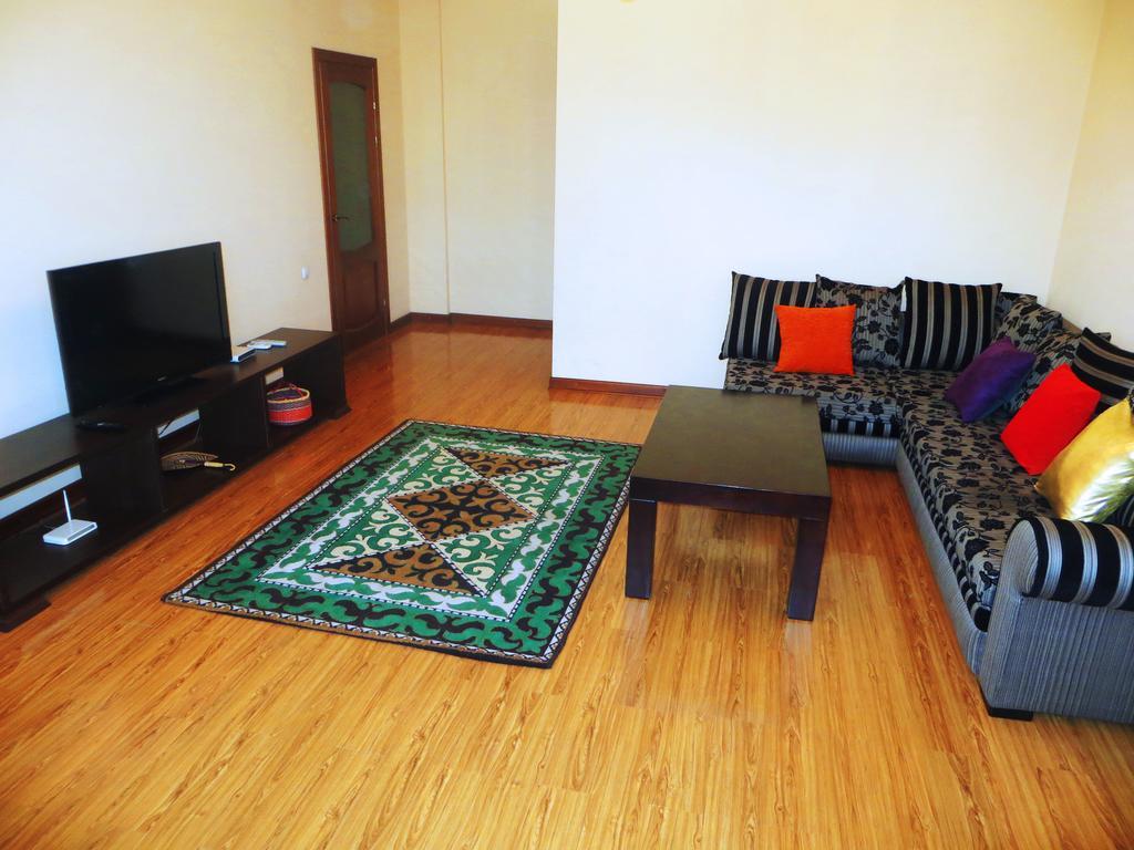 Bishkek House Apartament Luaran gambar